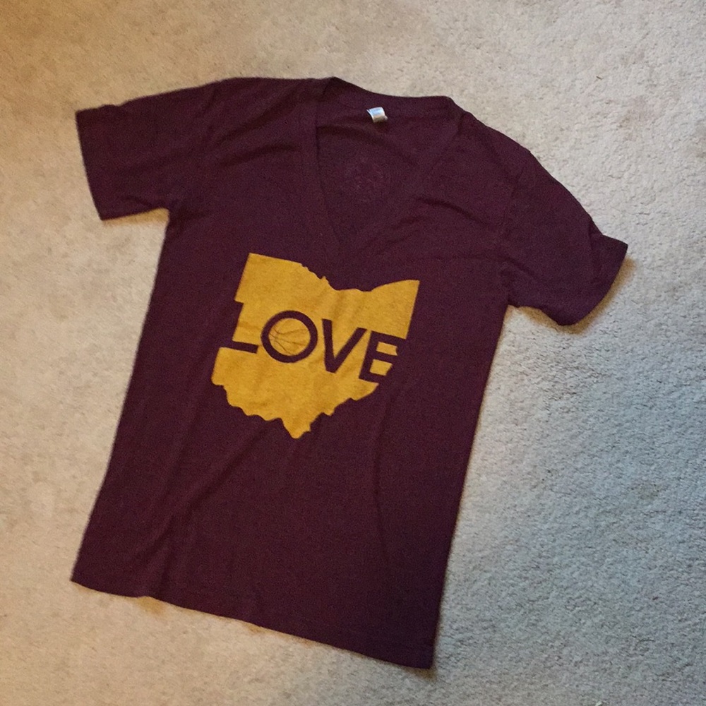 Cleveland Cavaliers v-neck